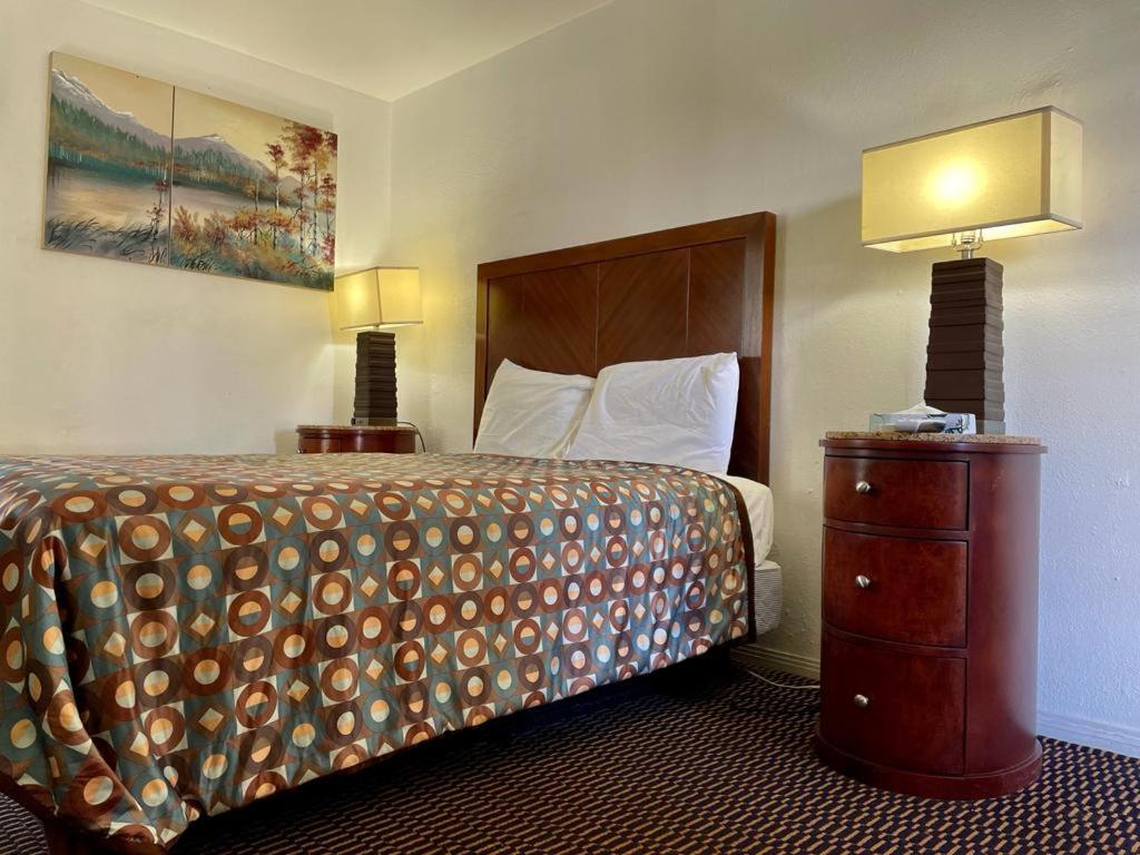 Desert Inn Мохаве Экстерьер фото