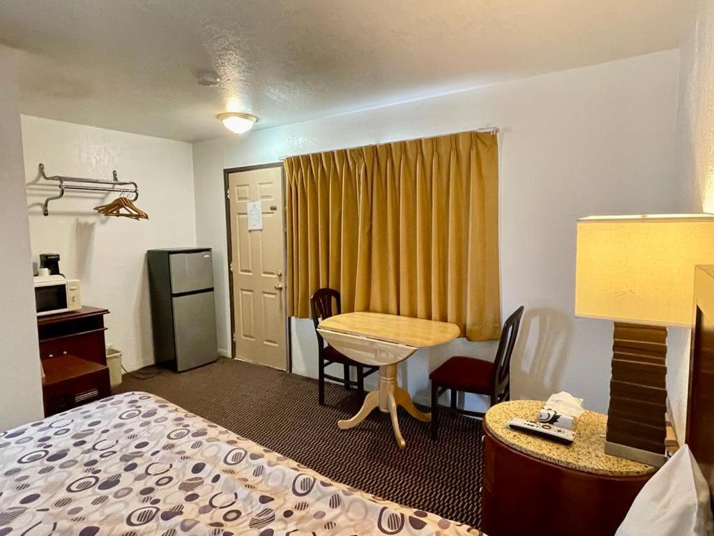 Desert Inn Мохаве Экстерьер фото