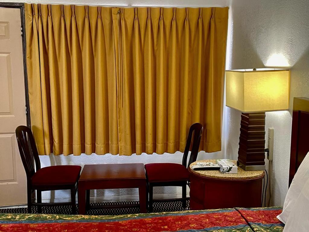 Desert Inn Мохаве Экстерьер фото
