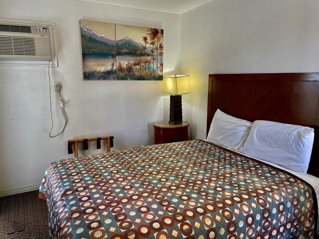 Desert Inn Мохаве Экстерьер фото
